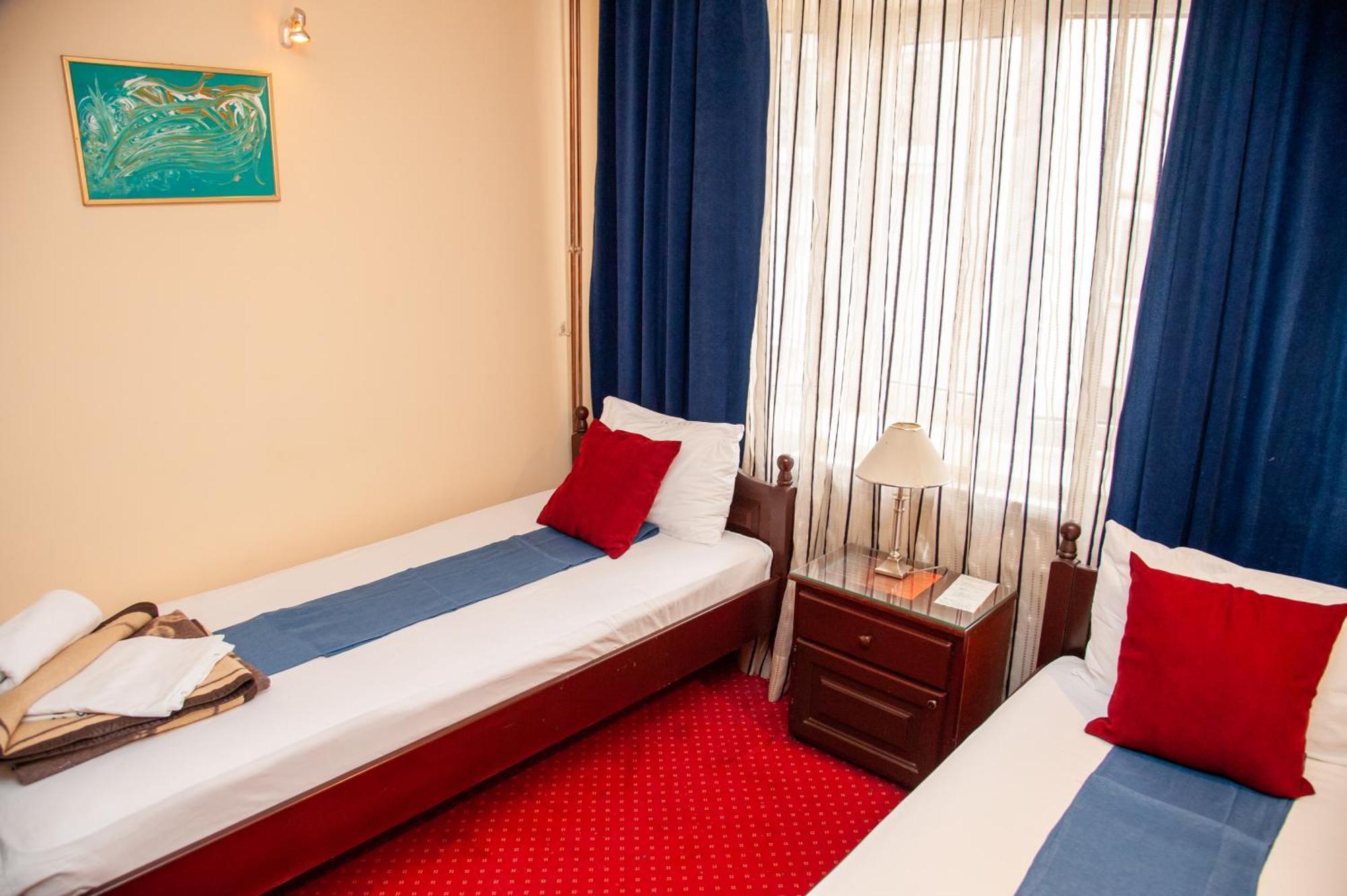 Hotel North City Titova Mitrovica Esterno foto